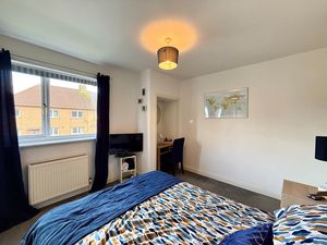 Photo 11- click for photo gallery